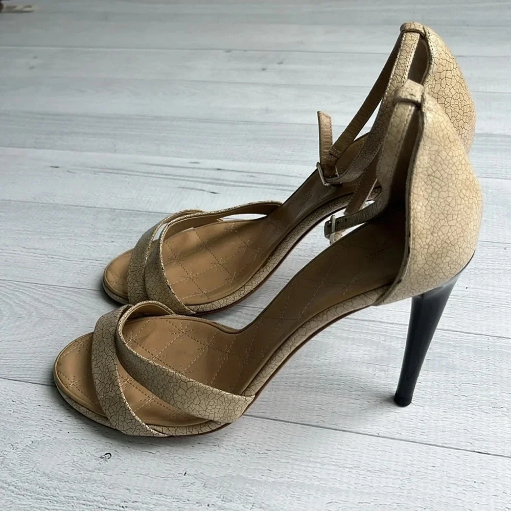 Vintage CHANEL 2005 D’Orsay Beige Pumps Size 38/8
